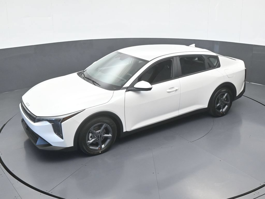 Used 2026 Kia K4 FWD image 46