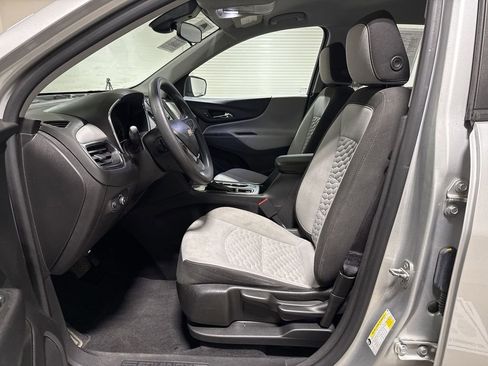 Used 2021 Chevrolet Equinox LS FWD image 19
