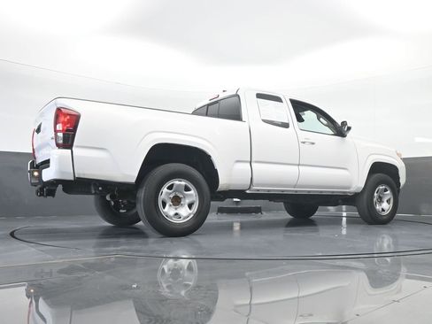 Used 2022 Toyota Tacoma SR image 55