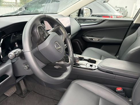 Used 2025 Lexus NX 350h AWD w/ Cold Area Package image 5