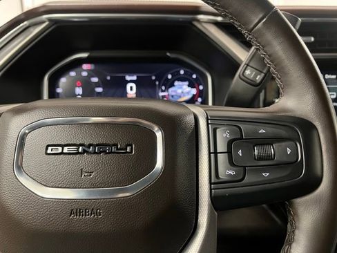 Used 2024 GMC Sierra 2500 Denali image 34