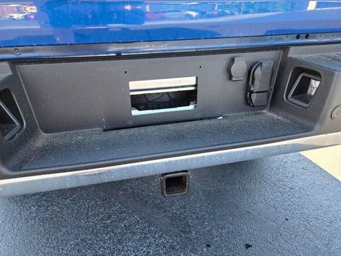 Used 2025 Ford F150 XLT w/ Equipment Group 301A Standard AWD/4WD image 17