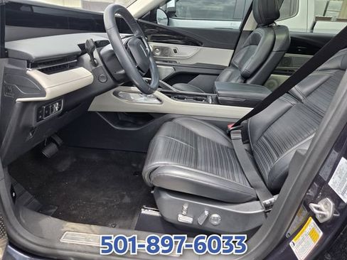 Certified 2024 Lincoln Nautilus Reserve w/ Equipment Group 203A AWD/4WD image 7