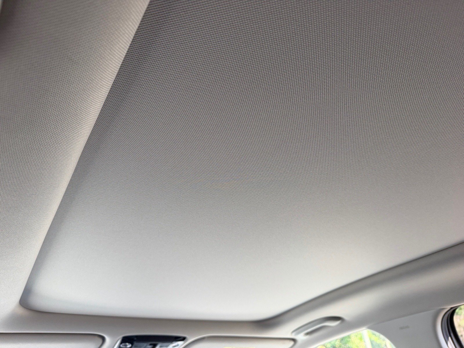 Used 2023 Kia Sorento S w/ Panoramic Sunroof Package FWD image 18