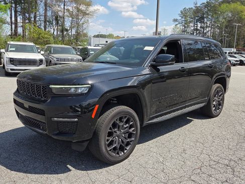 Used 2024 Jeep Grand Cherokee L Summit AWD/4WD image 3