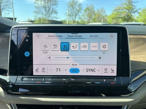 New 2026 Volkswagen Atlas SE FWD image 21