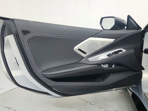 Used 2023 Chevrolet Corvette Stingray Preferred Conv w/ 2LT RWD image 16