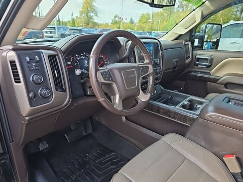 Used 2016 GMC Sierra 2500 Denali image 10