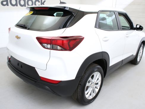 Used 2024 Chevrolet TrailBlazer LS image 9