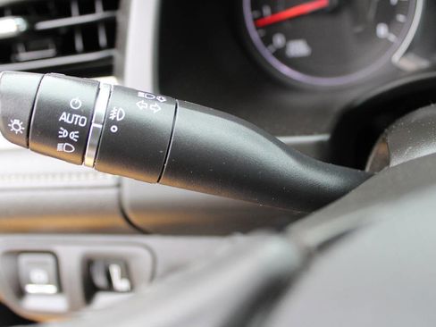 Used 2019 GMC Acadia SLE w/ Driver Alert Package I image 96