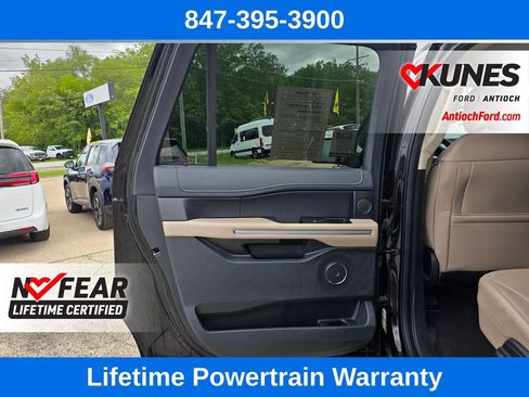 Used 2024 Ford Expedition Max Limited AWD/4WD image 17
