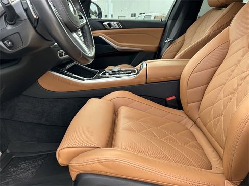 Used 2024 BMW X5 xDrive40i w/ M Sport Package image 13