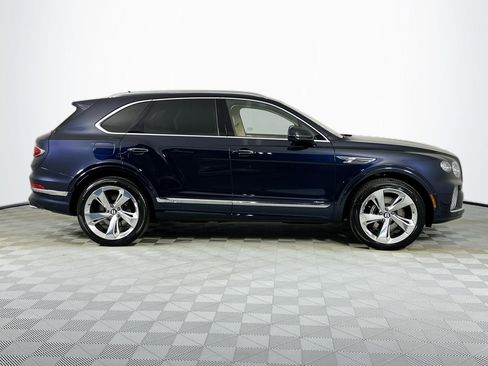New 2025 Bentley Bentayga image 4