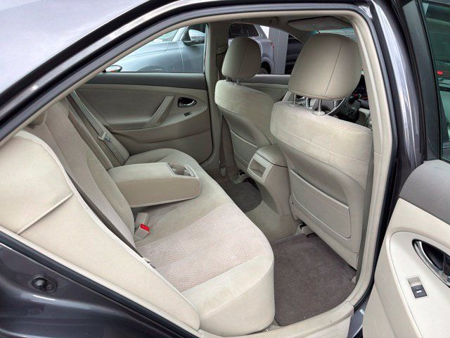 Used 2011 Toyota Camry LE w/ LE Extra-Value Pkg FWD image 11