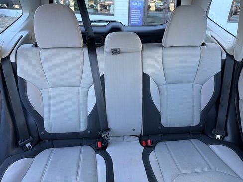 Used 2023 Subaru Forester Base image 27