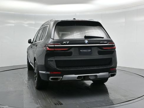 Used 2023 BMW X7 xDrive40i w/ Parking Assistance Package image 27