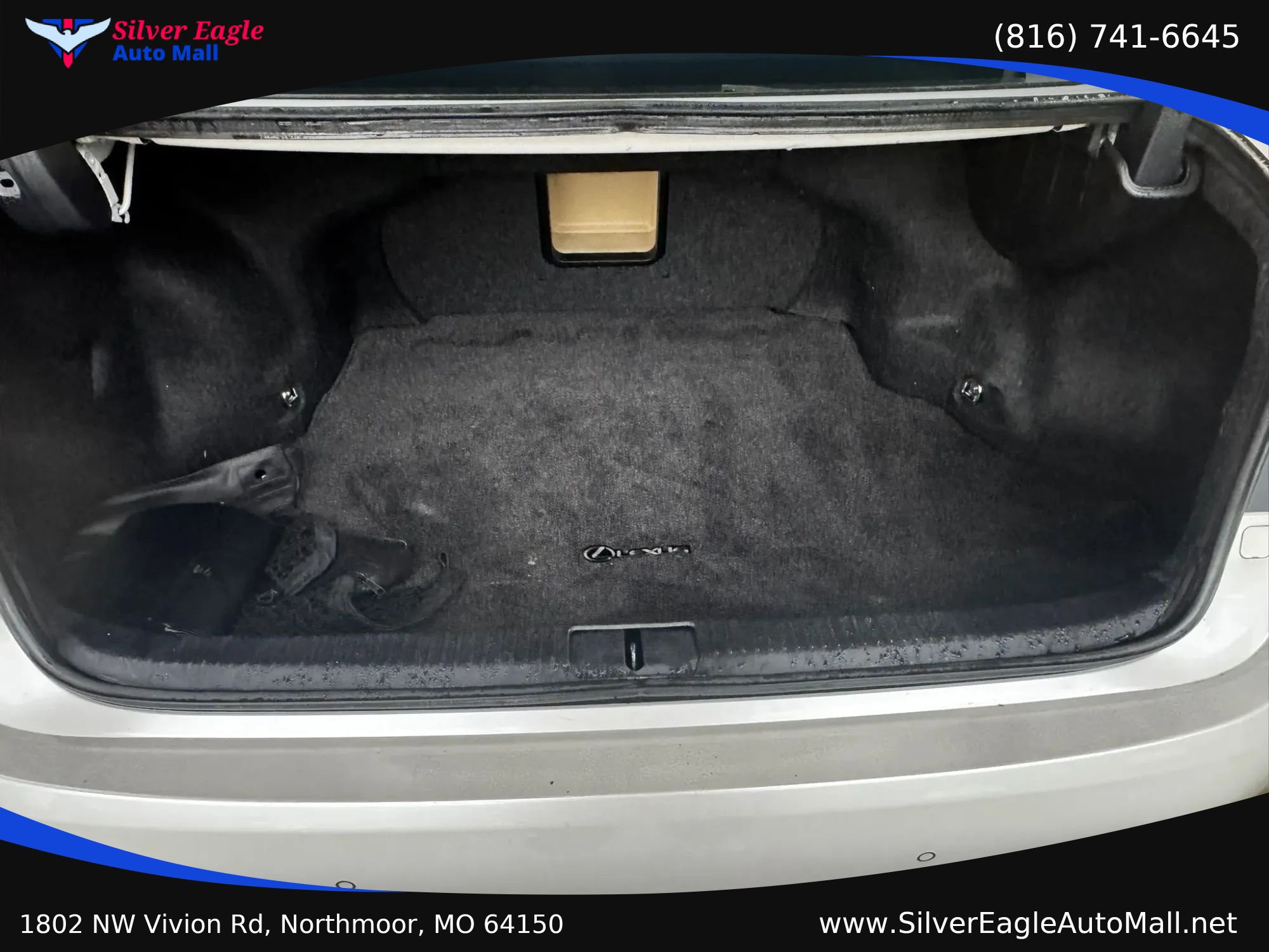 Used 2016 Lexus ES 350 w/ Luxury Package w/Wood Trim FWD image 18
