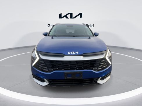 Used 2023 Kia Sportage EX image 3