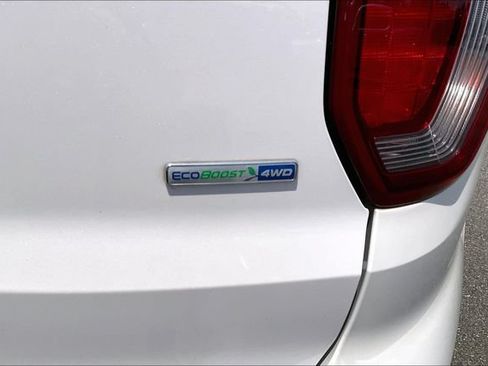 Used 2018 Ford Explorer Sport AWD/4WD image 22