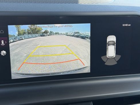 Certified 2025 Kia Seltos EX w/ EX Sunroof Package FWD image 26