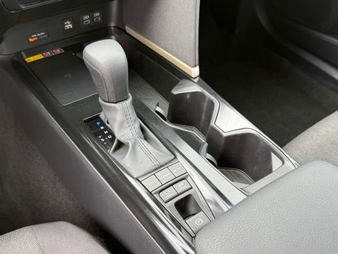 Used 2025 Toyota Camry LE image 20