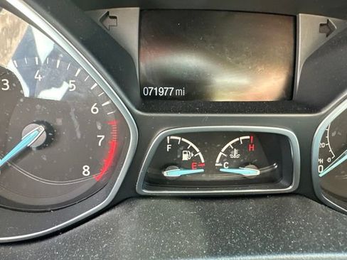 Used 2017 Ford Escape SE AWD/4WD image 15