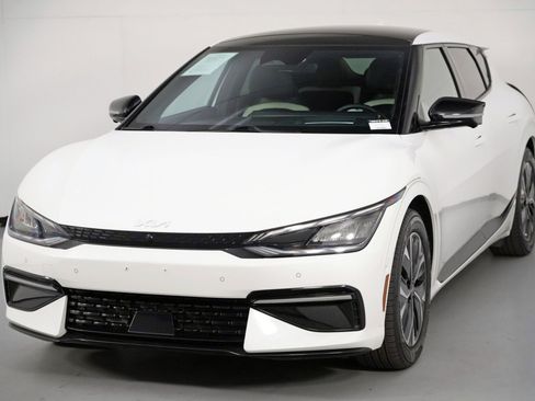 Used 2024 Kia EV6 GT-Line image 45