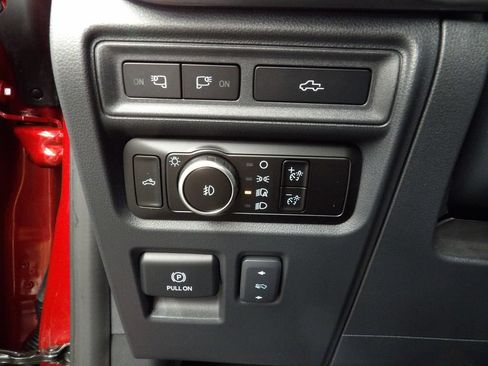 Used 2023 Ford F150 Lariat w/ Equipment Group 502A High AWD/4WD image 49