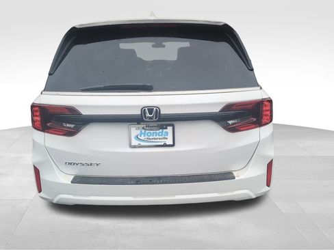 New 2026 Honda Odyssey EX-L image 7