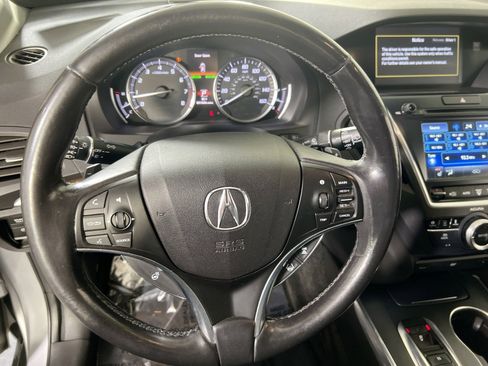 Used 2017 Acura MDX SH-AWD image 11