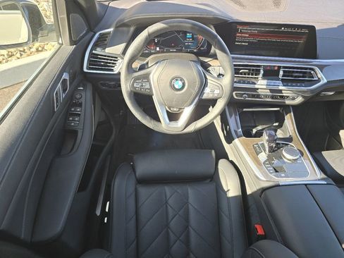 Used 2023 BMW X5 xDrive40i w/ Premium Package AWD/4WD image 42