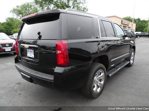 Used 2018 Chevrolet Tahoe LT w/ LT Signature Package AWD/4WD image 5