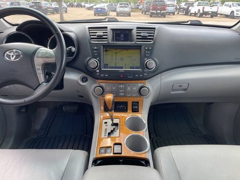 Used 2008 Toyota Highlander Limited AWD/4WD image 12