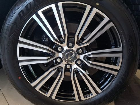 New 2026 Lexus LX 600 4WD w/ Luxury Package image 5
