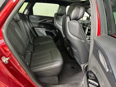 Used 2024 Cadillac Lyriq Luxury image 28