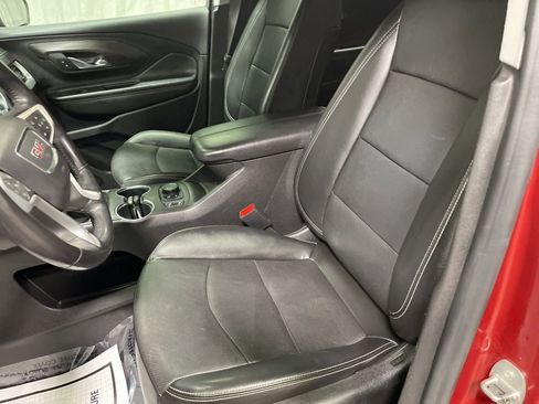 Used 2022 GMC Terrain SLT FWD image 23