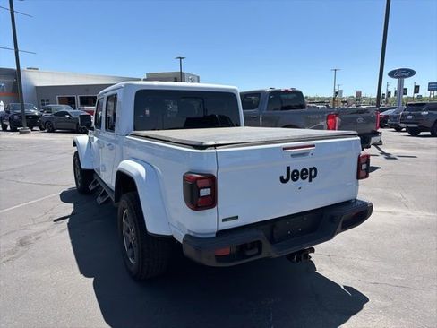 Used 2023 Jeep Gladiator Overland AWD/4WD image 14