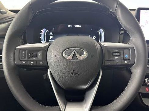 Certified 2025 INFINITI QX60 Luxe image 15