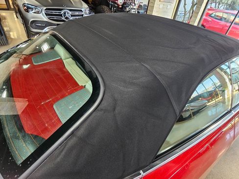 Used 2016 Mercedes-Benz E 400 Cabriolet image 45