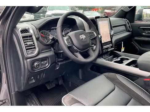 New 2027 RAM 1500 Laramie w/ Laramie Preferred Package AWD/4WD image 6