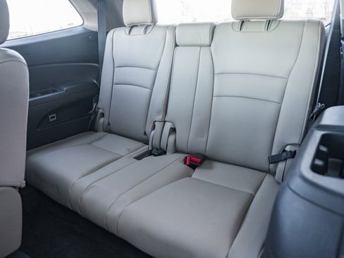 Used 2017 Honda Pilot EX-L image 38