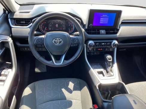 Used 2025 Toyota RAV4 XLE w/ Convenience Package AWD/4WD image 13