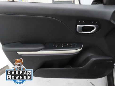 Used 2025 Kia K4 GT-Line Turbo image 9