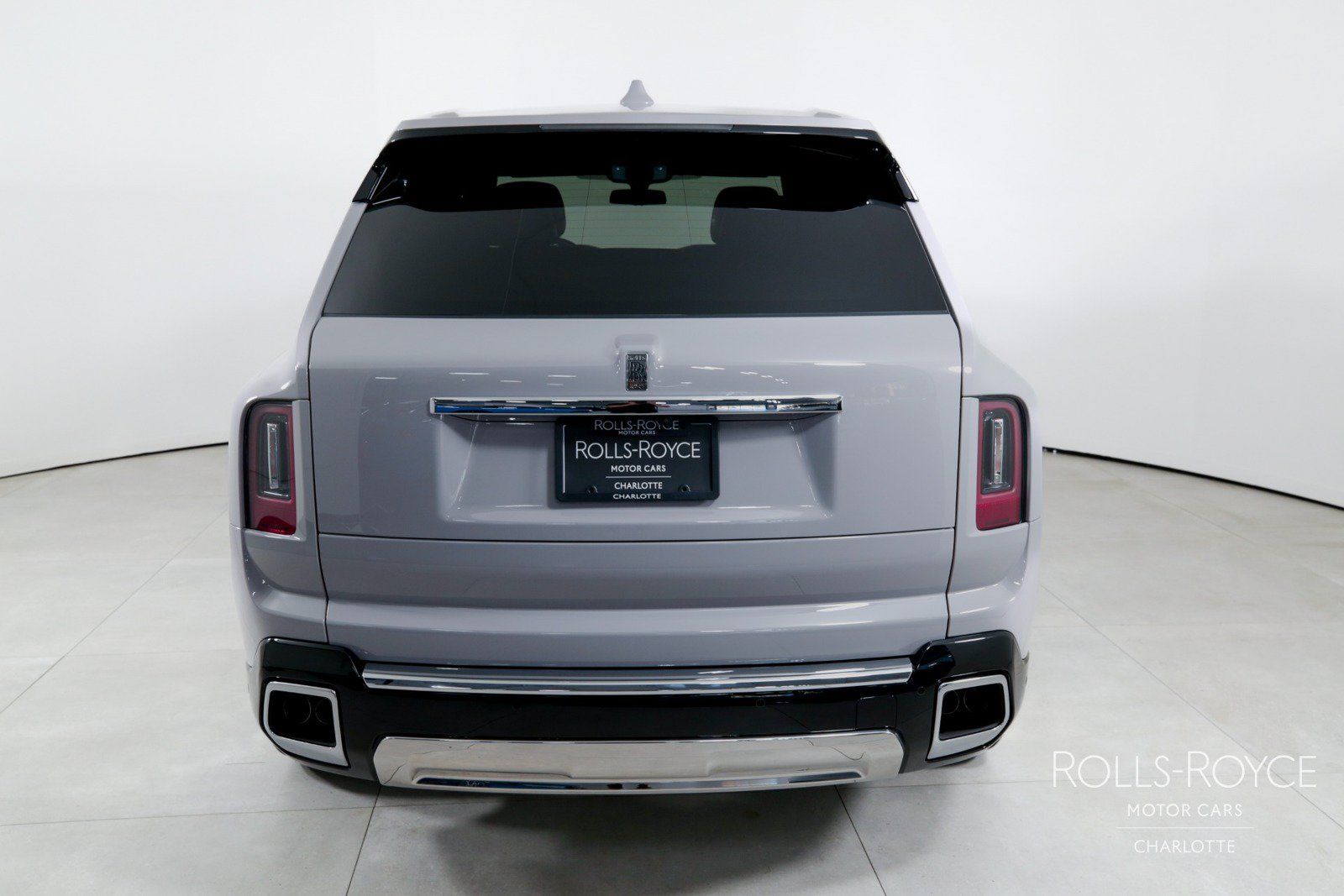 Used 2025 Rolls-Royce Cullinan AWD/4WD image 9