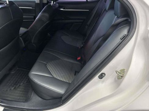 Certified 2020 Toyota Camry SE FWD image 13