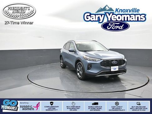 Certified 2025 Ford Escape ST-Line Elite image 1