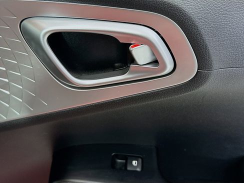 Used 2020 Kia Soul LX image 29