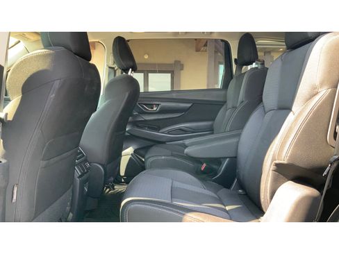 Used 2023 Subaru Ascent Premium w/ Convenience Package AWD/4WD image 18