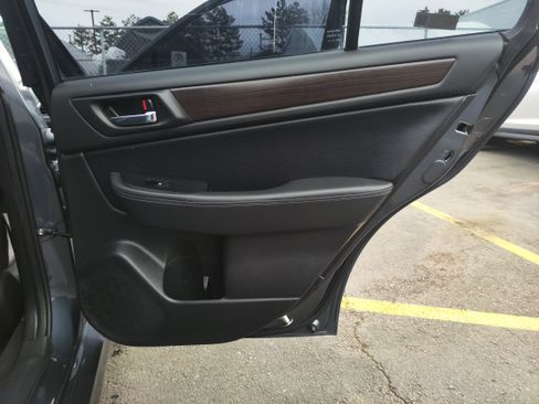 Used 2016 Subaru Legacy 2.5i Limited image 34