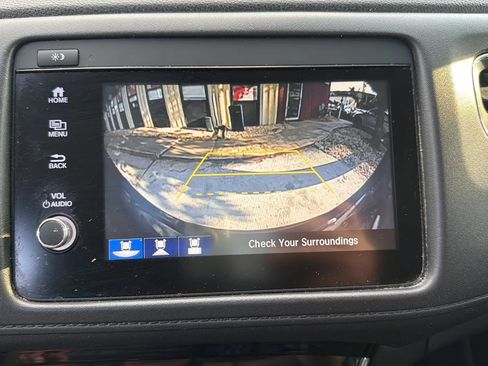 Used 2020 Honda HR-V EX image 37